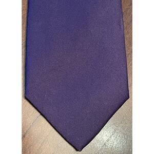 Retro Paris Purple Hand Made 100% Silk Men’s Neck Tie Made In China
